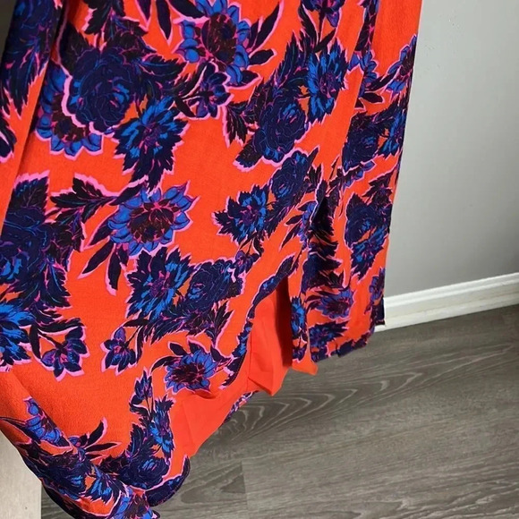 Lovers & Friends Golden Ray Maxi Dress - Picture 11 of 12